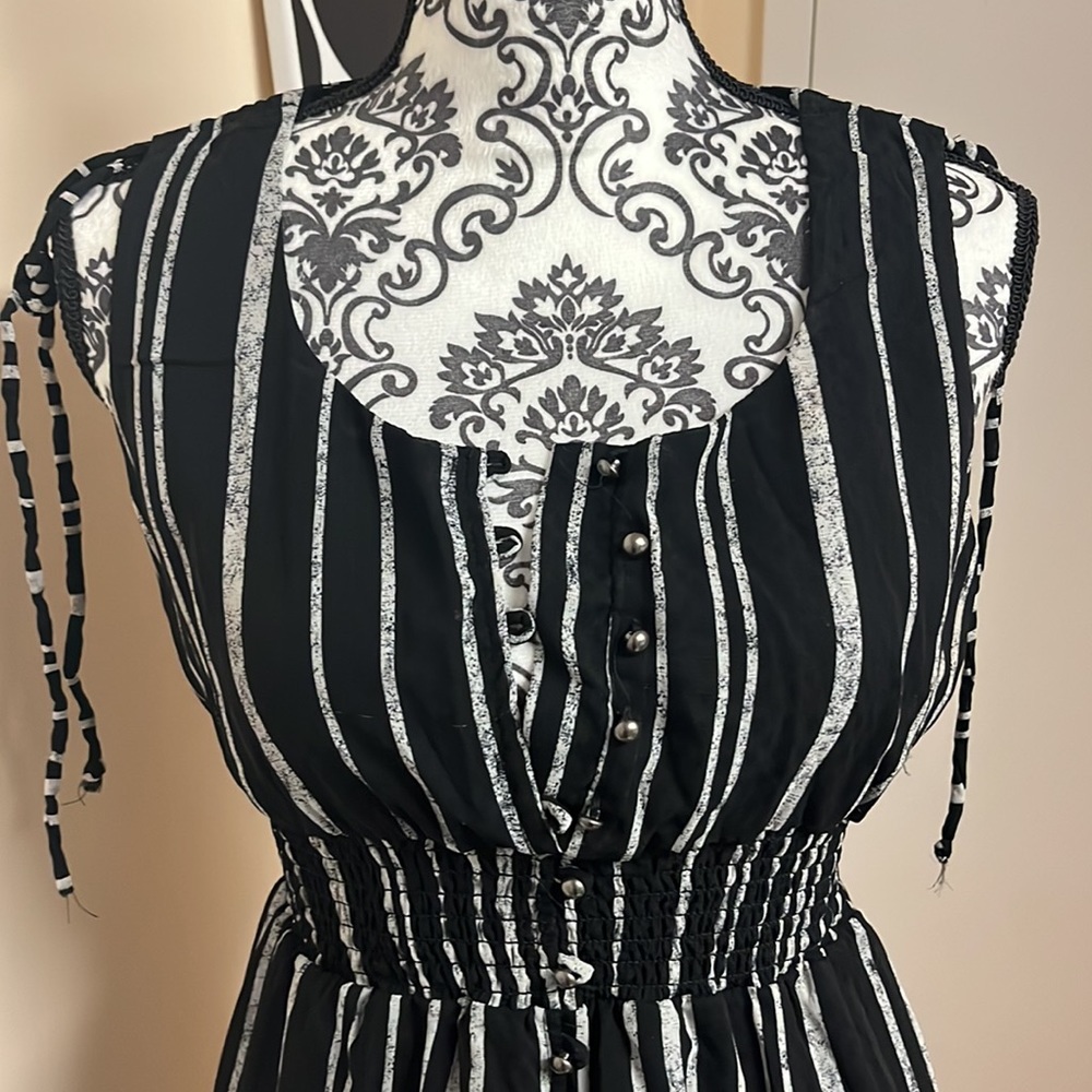 Striped dress black and grey size S. - Picture 2 of 6